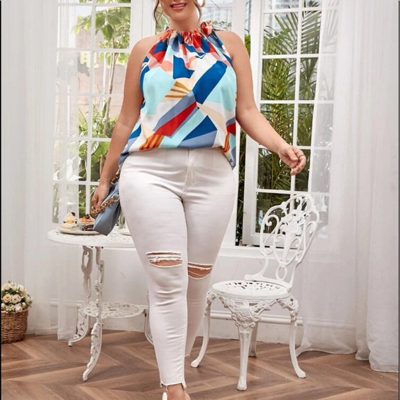 Boho Plus Size Abstract Print Ruched Back Tie Halter Top Blouse - Picture 5 of 6